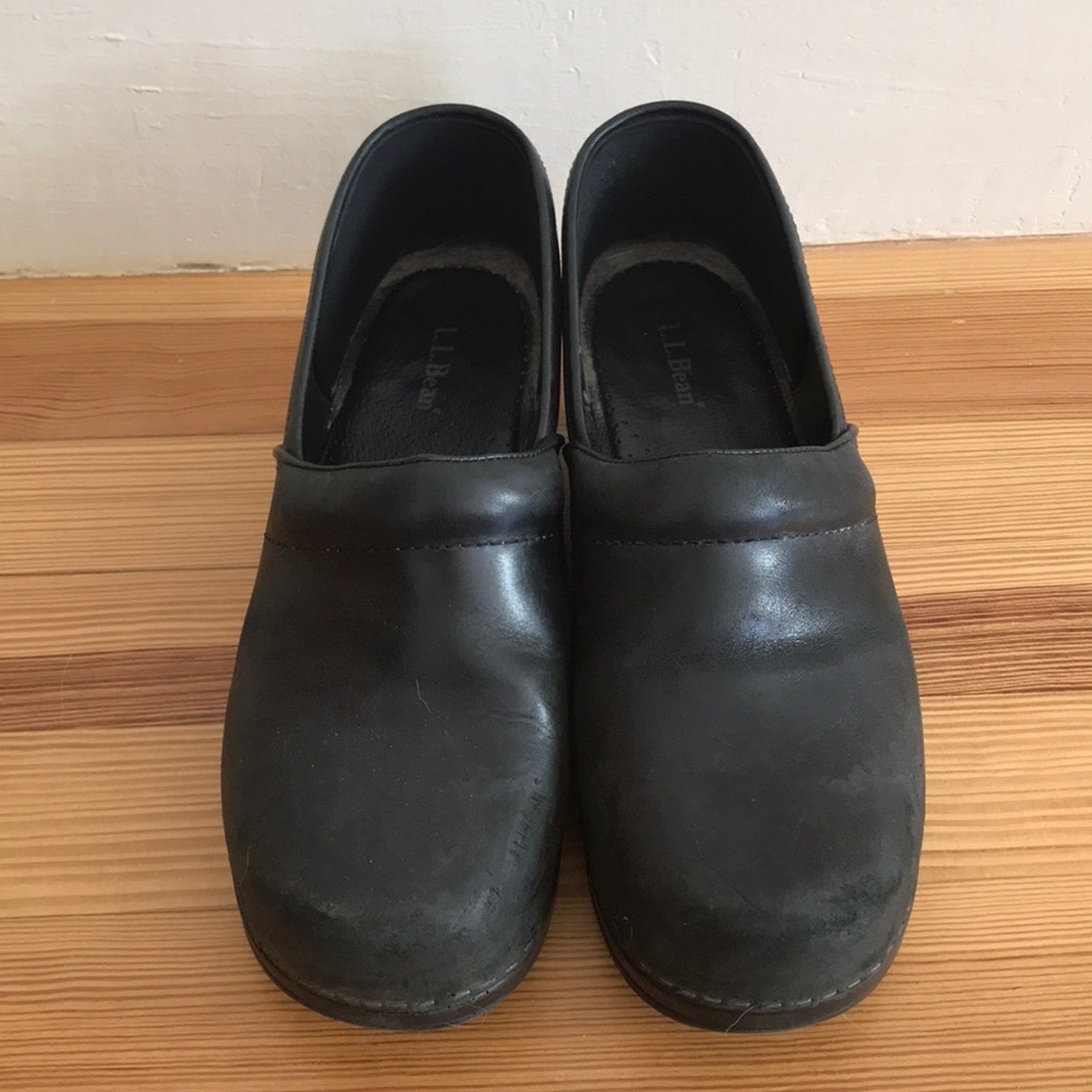 LL Bean clog, Black, size 40 (~US Size 9.5-10)